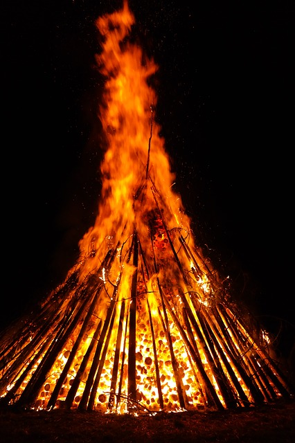 Slované slavili zimní slunovrat u zapálené vatry, která hořela celou noc